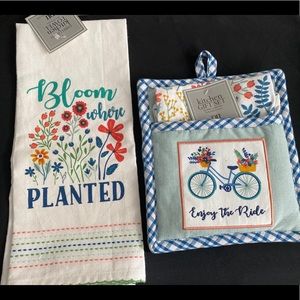 NWT Kitchen towel x2 and one potholder